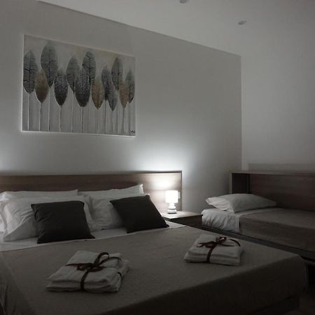 Azzisa Holidays Suite Palermo Eksteriør billede
