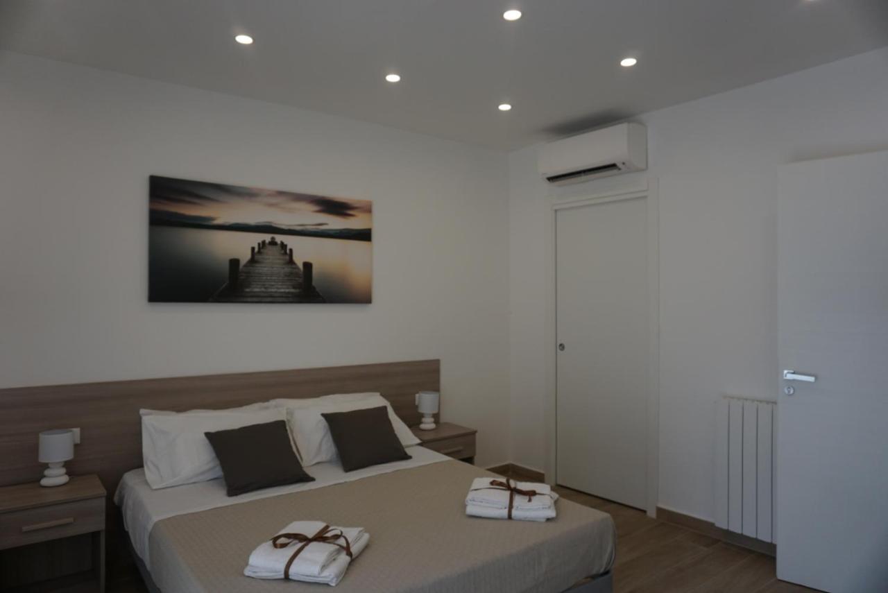 Azzisa Holidays Suite Palermo Eksteriør billede