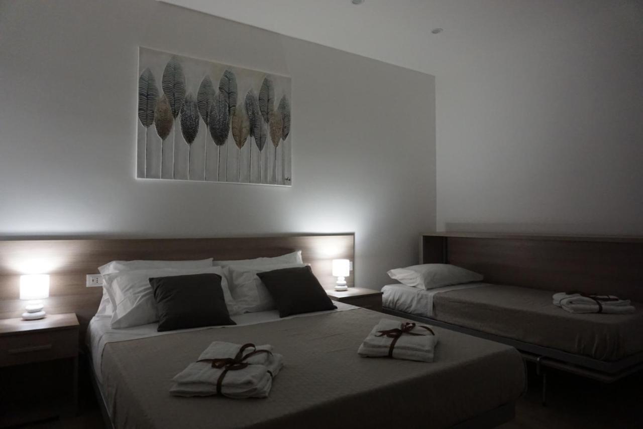 Azzisa Holidays Suite Palermo Eksteriør billede