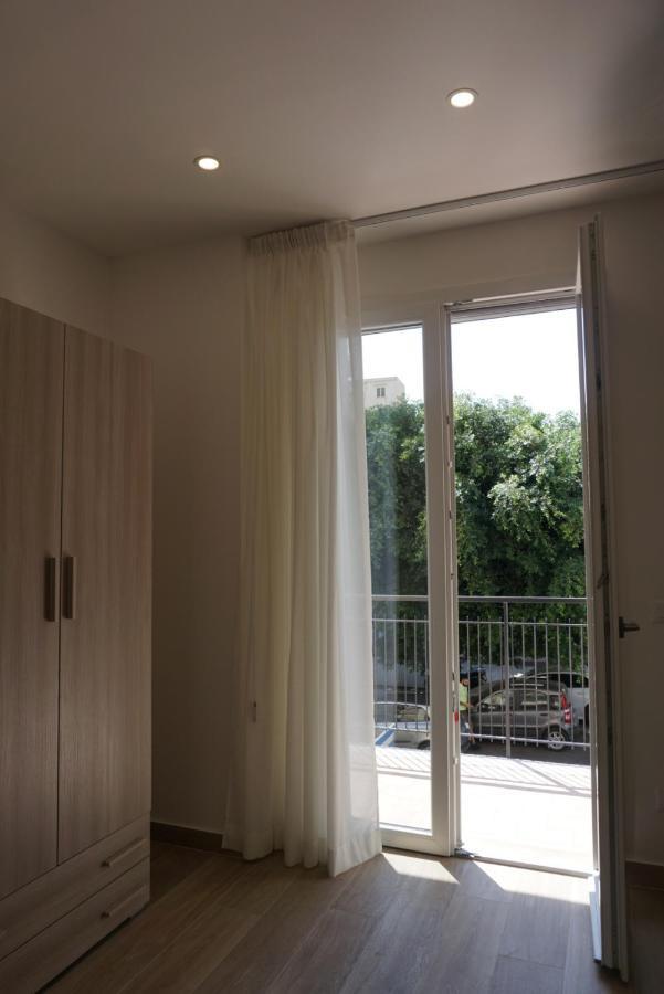 Azzisa Holidays Suite Palermo Eksteriør billede
